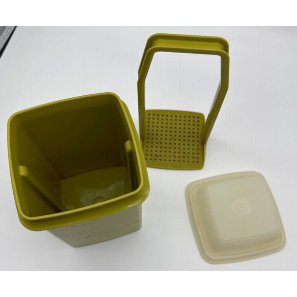 Tupperware Pickle Keeper Clear Avocado Green Complete Set Pick A Dell - Picture 4 of 6